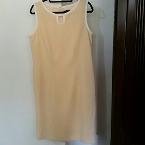 Yellow karen scott dress